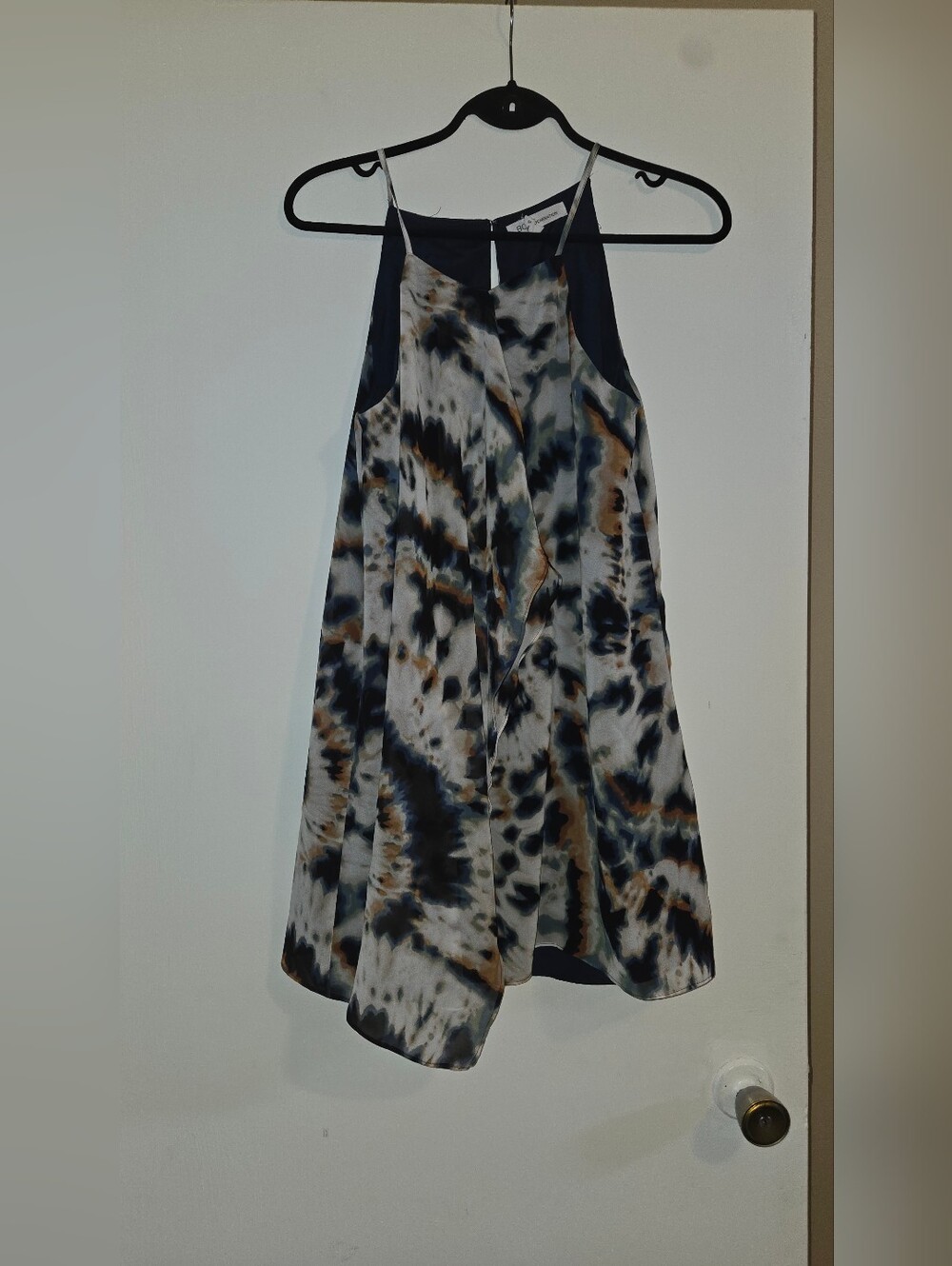 🎀BCBGeneration Tie-Dye Tank Blouse in Navy, White & Brown